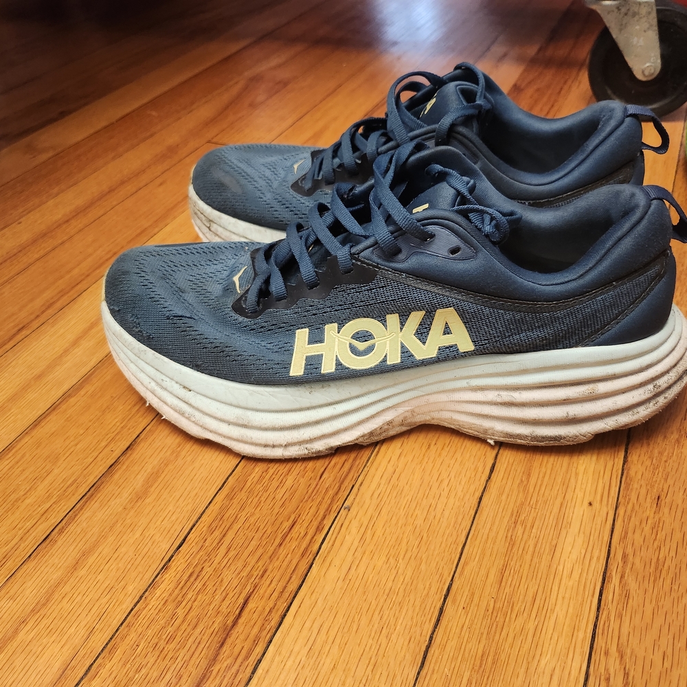 HOKA Blue Bondi 8